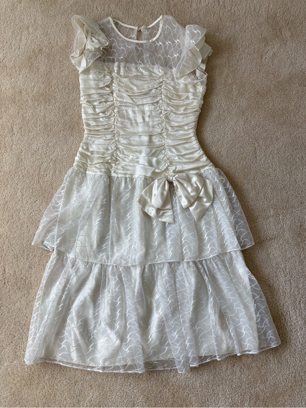 Vintage 80’s white lace satin party bow dress sz S bridesmaid ruched tiered prom